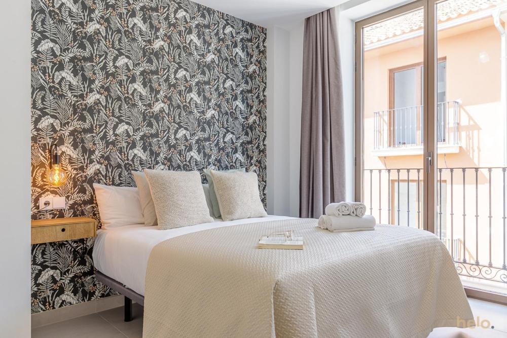 Cervantes Aparthotel